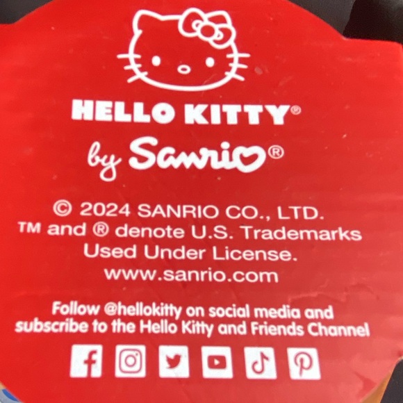 Hello Kitty Christmas Advent Calendar and Mug Set - Picture 9 of 11